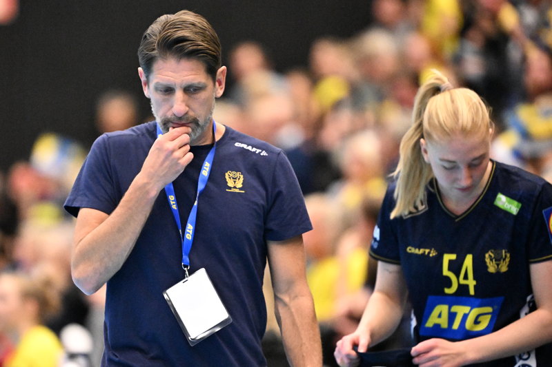 Sveriges tränare Tomas Axnér och Sveriges Tyra Axnér. Foto: Johan Nilsson/TT